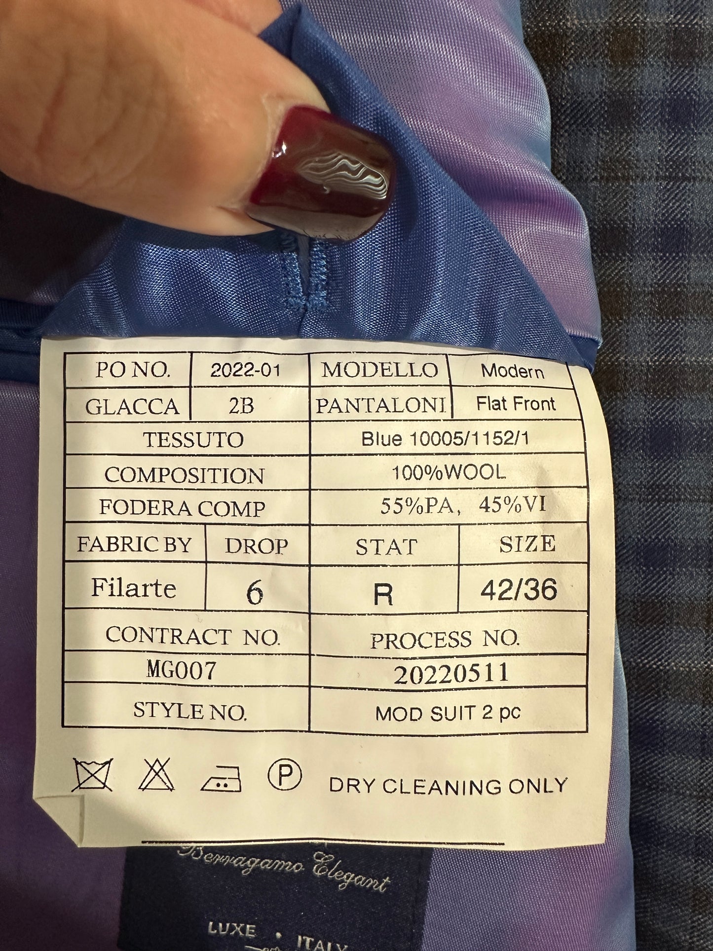 Finest Italian Luxe Blue Pattern Modern Fit Suit 2 Button